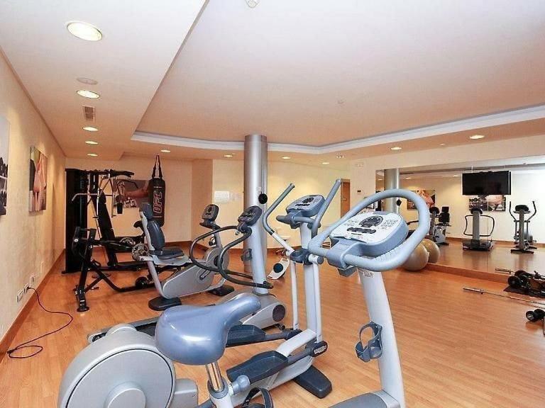 Apartamento Spacious With 3 Pools & Gym