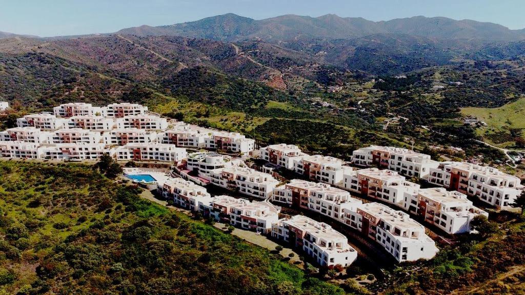 Apartamento Spacious With 3 Pools & Gym *