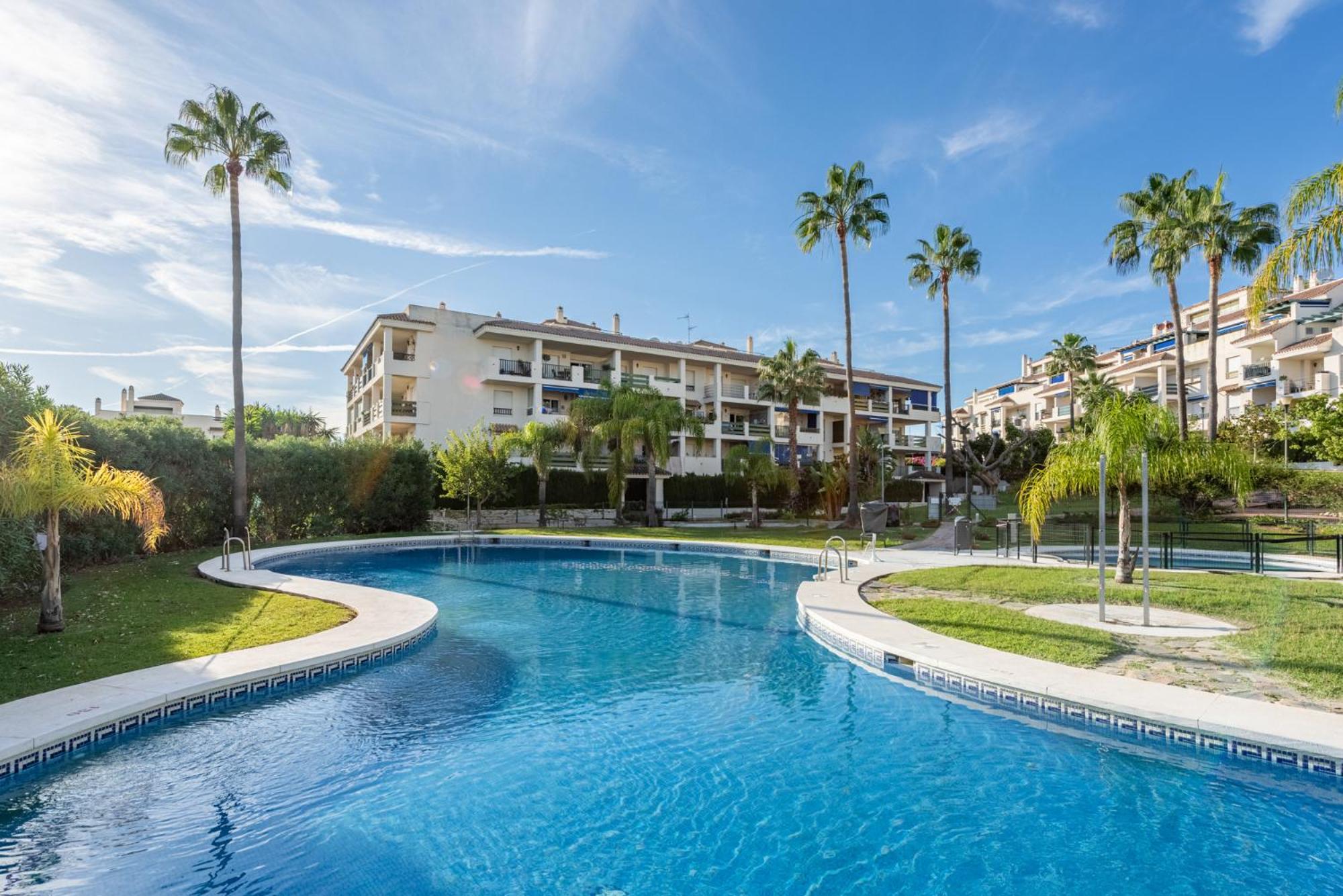 Apartment Puerto Banus Lorcrimar Marbella