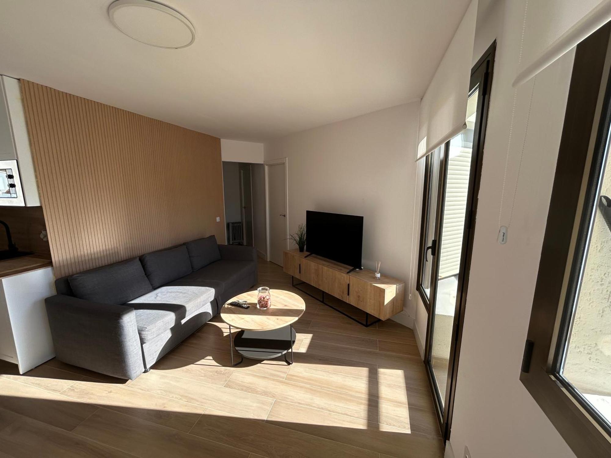 Apartment Coverlin