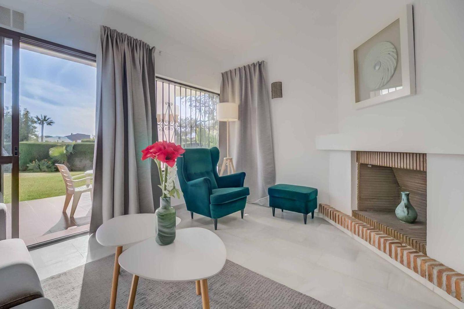Calahonda Park Apartment *