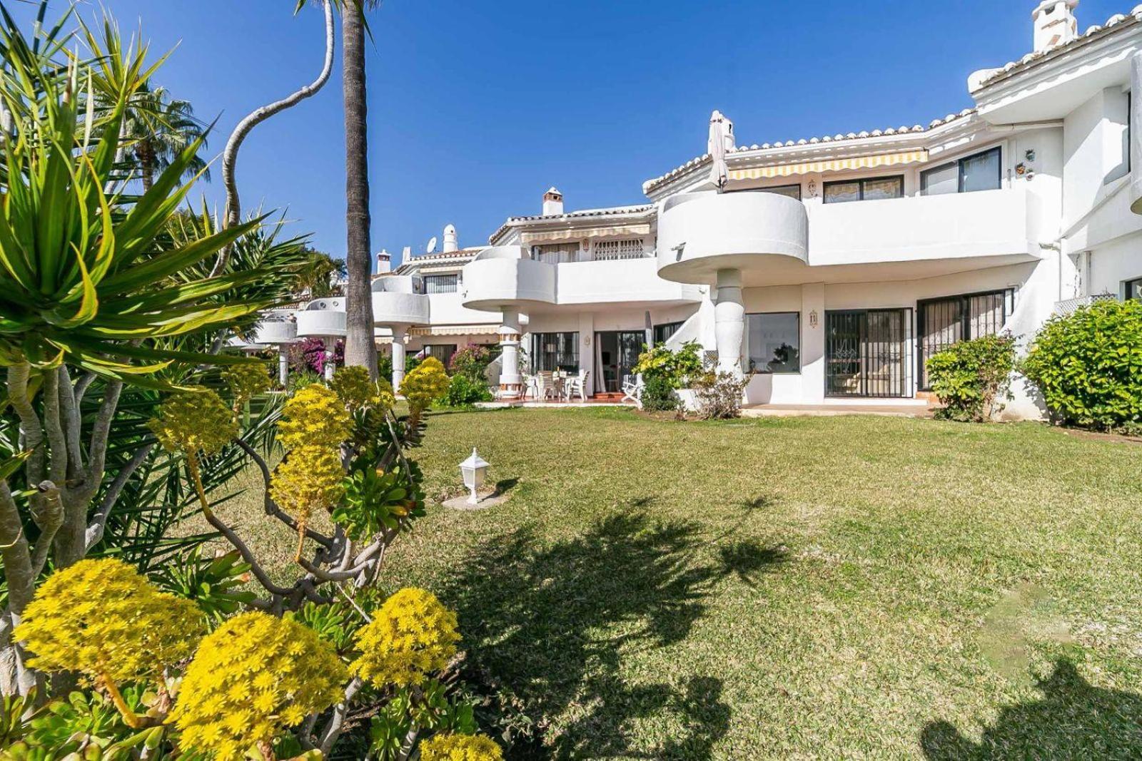 Calahonda Park Apartment *