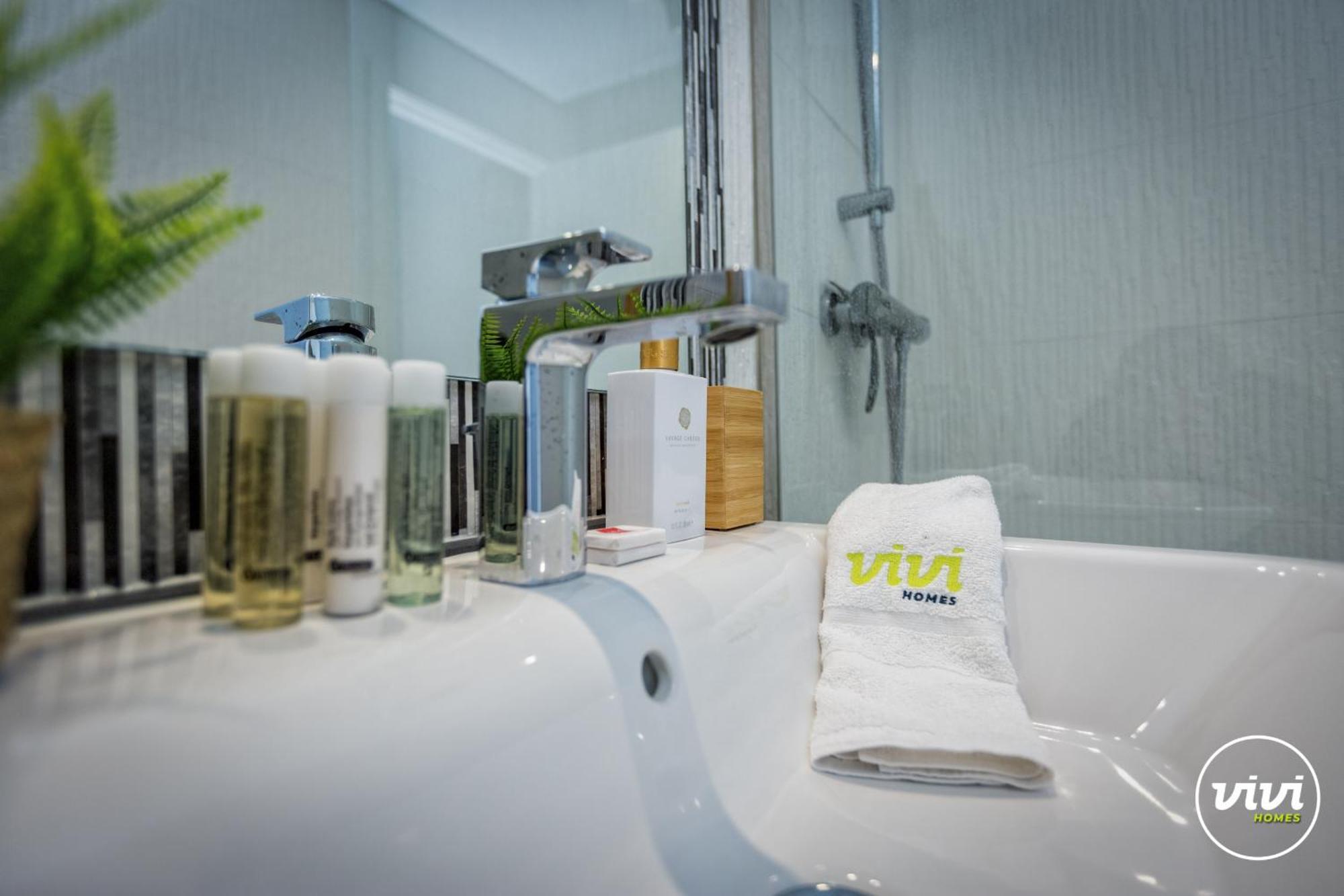 Vivi Homes - Casa Ferli Pool, Garden, Golf & Sea View Apartamento Marbella