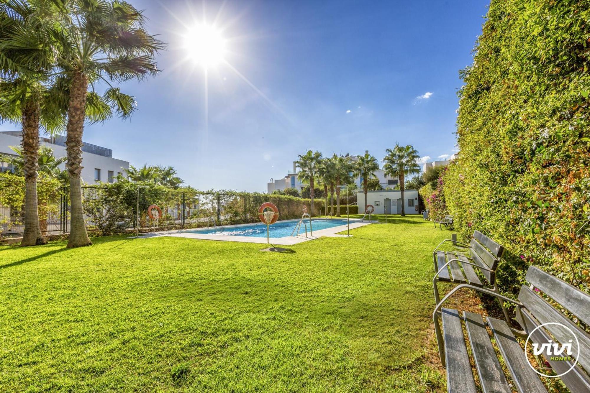 Vivi Homes - Casa Ferli Pool, Garden, Golf & Sea View *