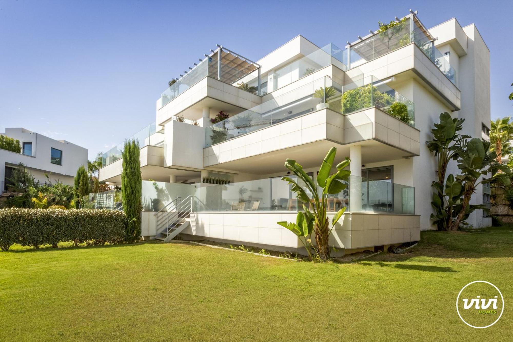 Vivi Homes - Casa Ferli Pool, Garden, Golf & Sea View Apartamento Marbella