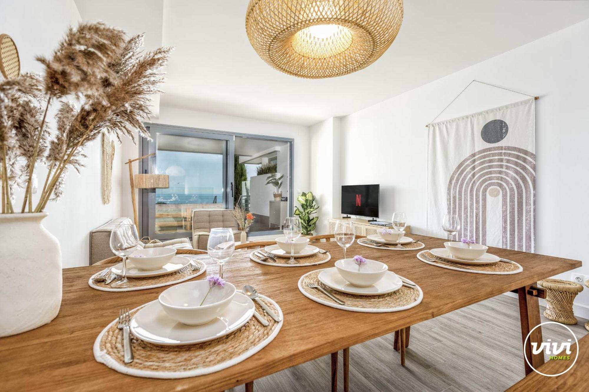 Vivi Homes - Casa Ferli Pool, Garden, Golf & Sea View * Marbella