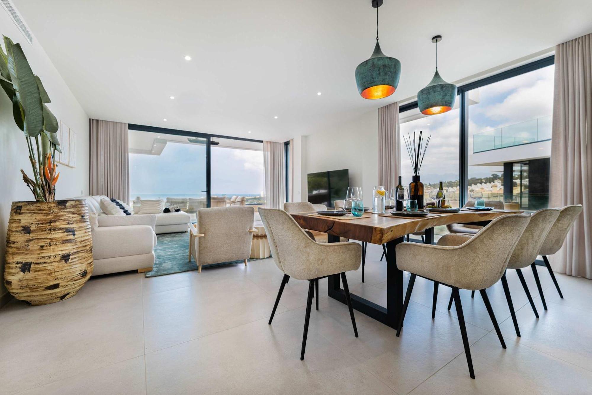 Casa Sol Luxury Rooftop Penthouse Gym Pools