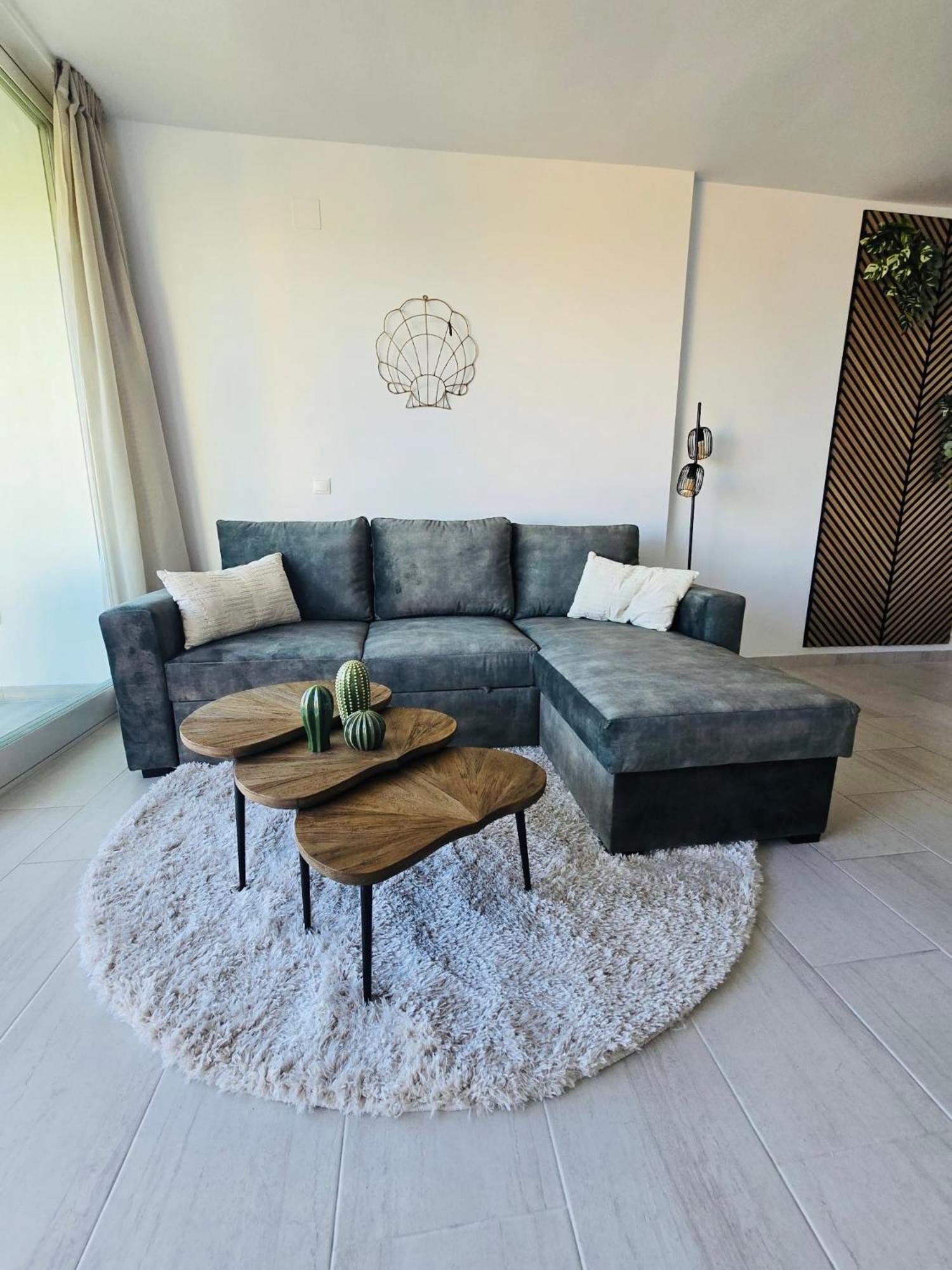 Center Walking Distance And Plaza De Naranjos Apartment *