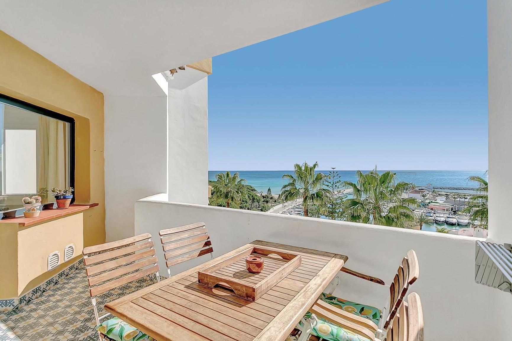 Apartamento J95 Cabopino *