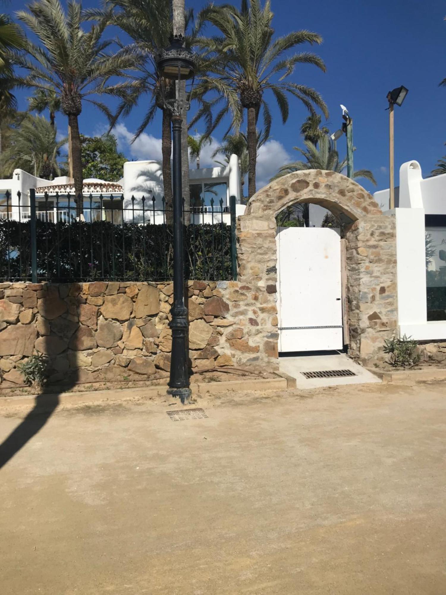 Matda Beachfront Puente - Villa *
