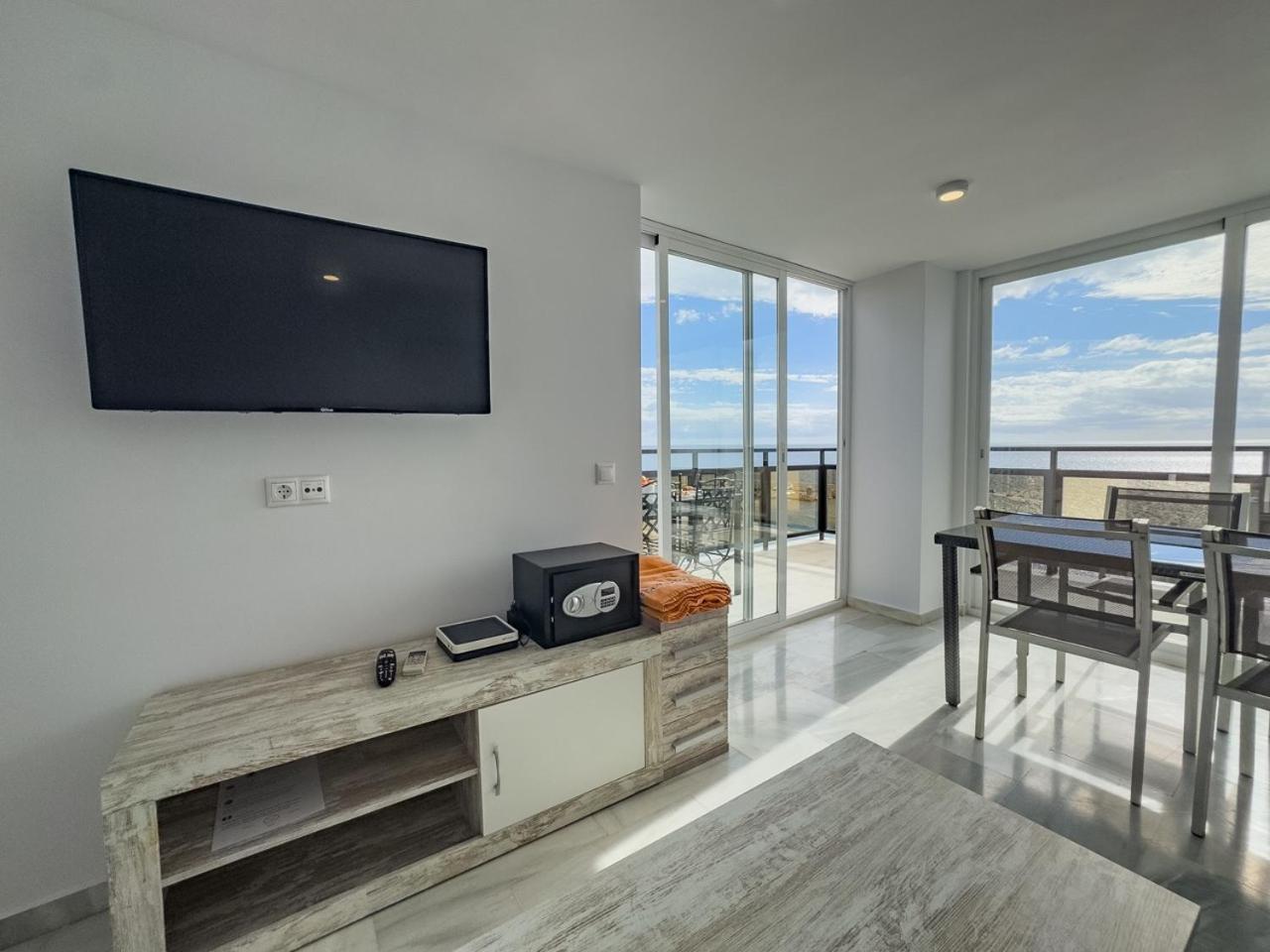 Appartement Skol 617 Beachfront Two-bedrooms Duplex With Sea Views Marbella
