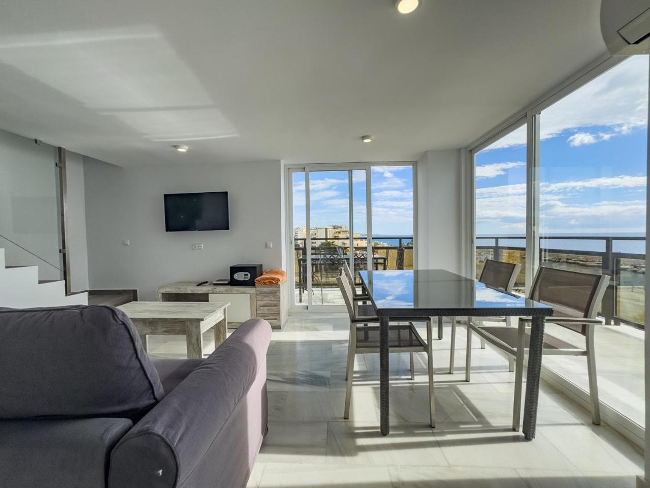 Skol 617 Beachfront Two-bedrooms Duplex With Sea Views Appartement