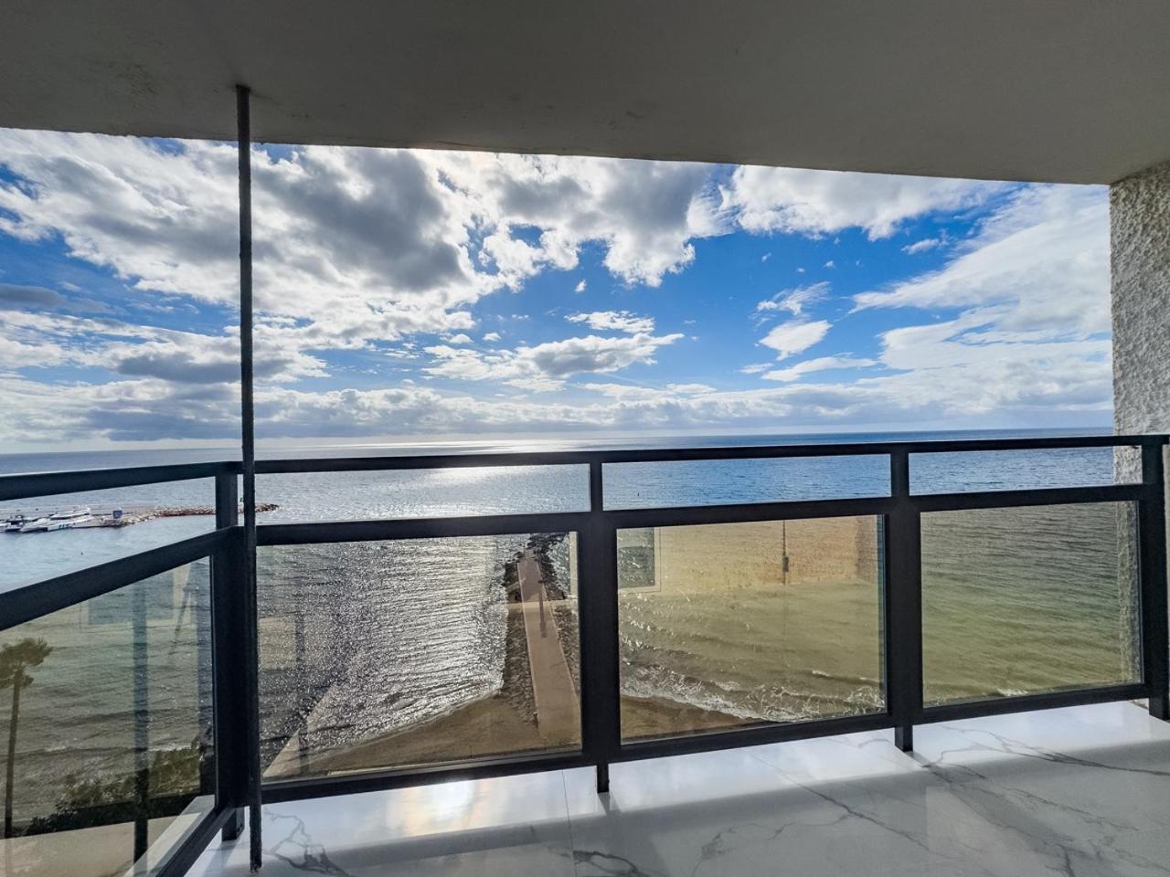 Skol 617 Beachfront Two-bedrooms Duplex With Sea Views Appartement Marbella