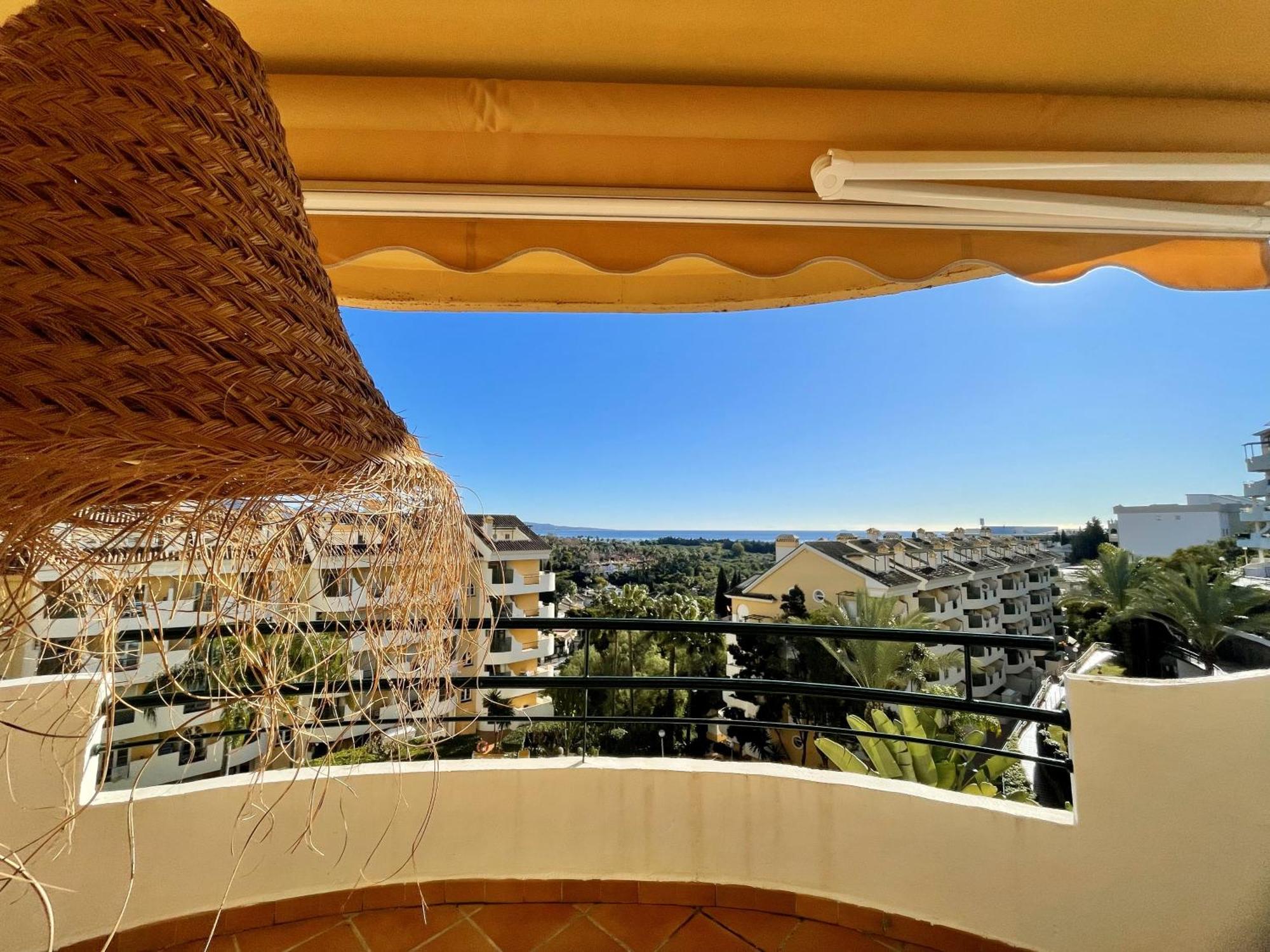 Walking Distance To Puerto Banus Sea View Appartement Marbella