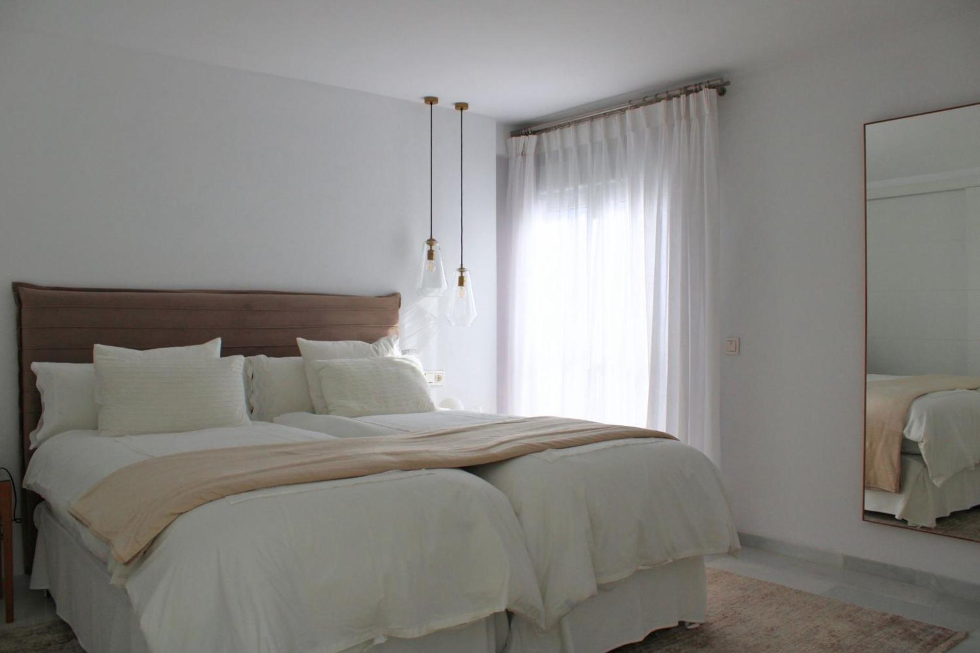 Polo 4e Jacaranda Apartamento *