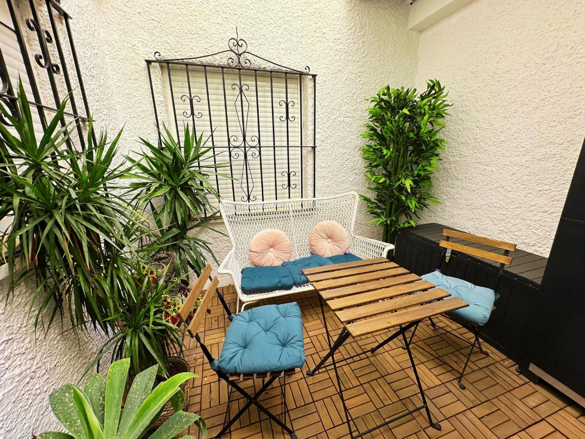Old Town Apartment