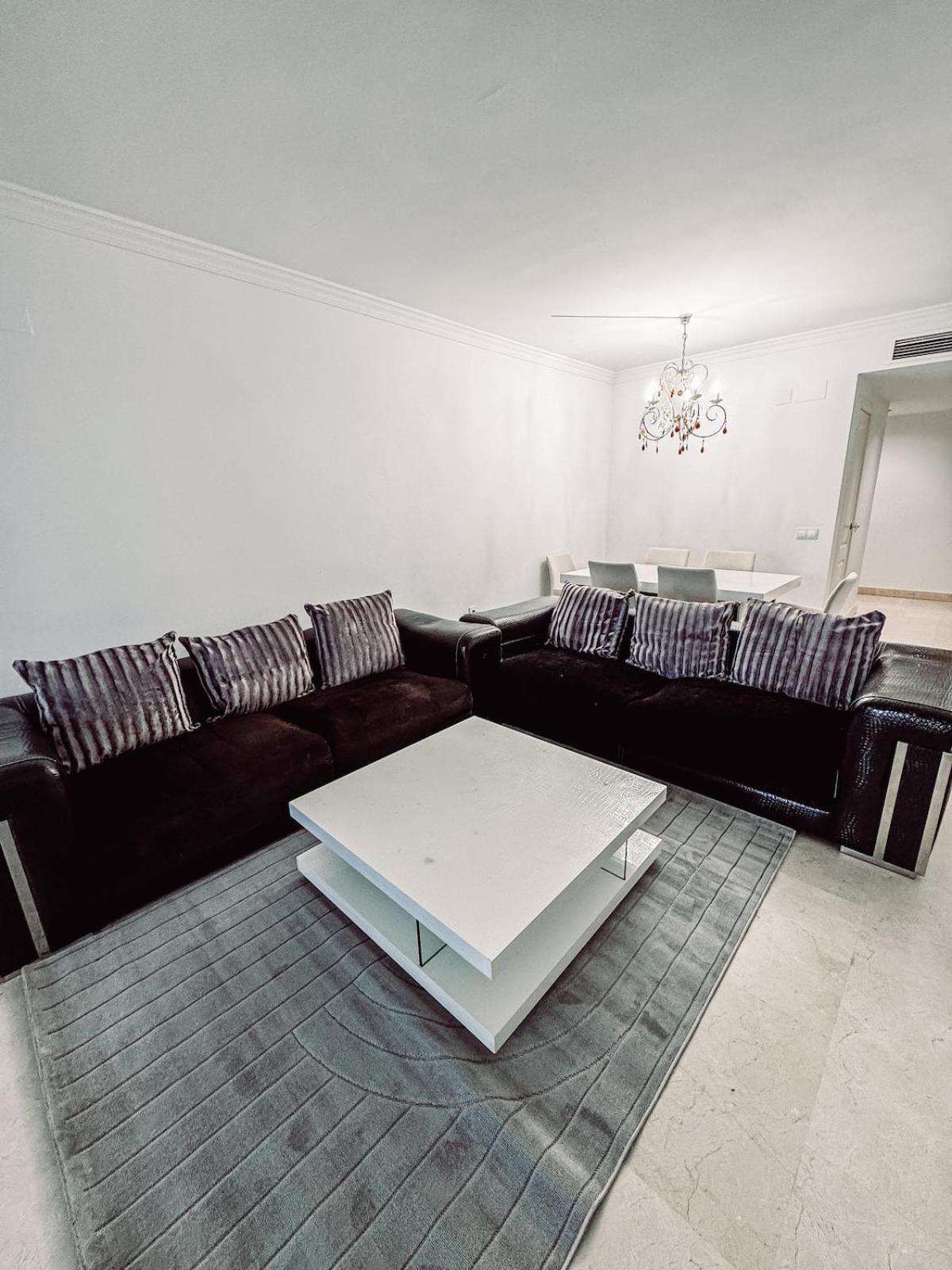 With Pool And Big Terrace With Pool View And Near To Apartamento *