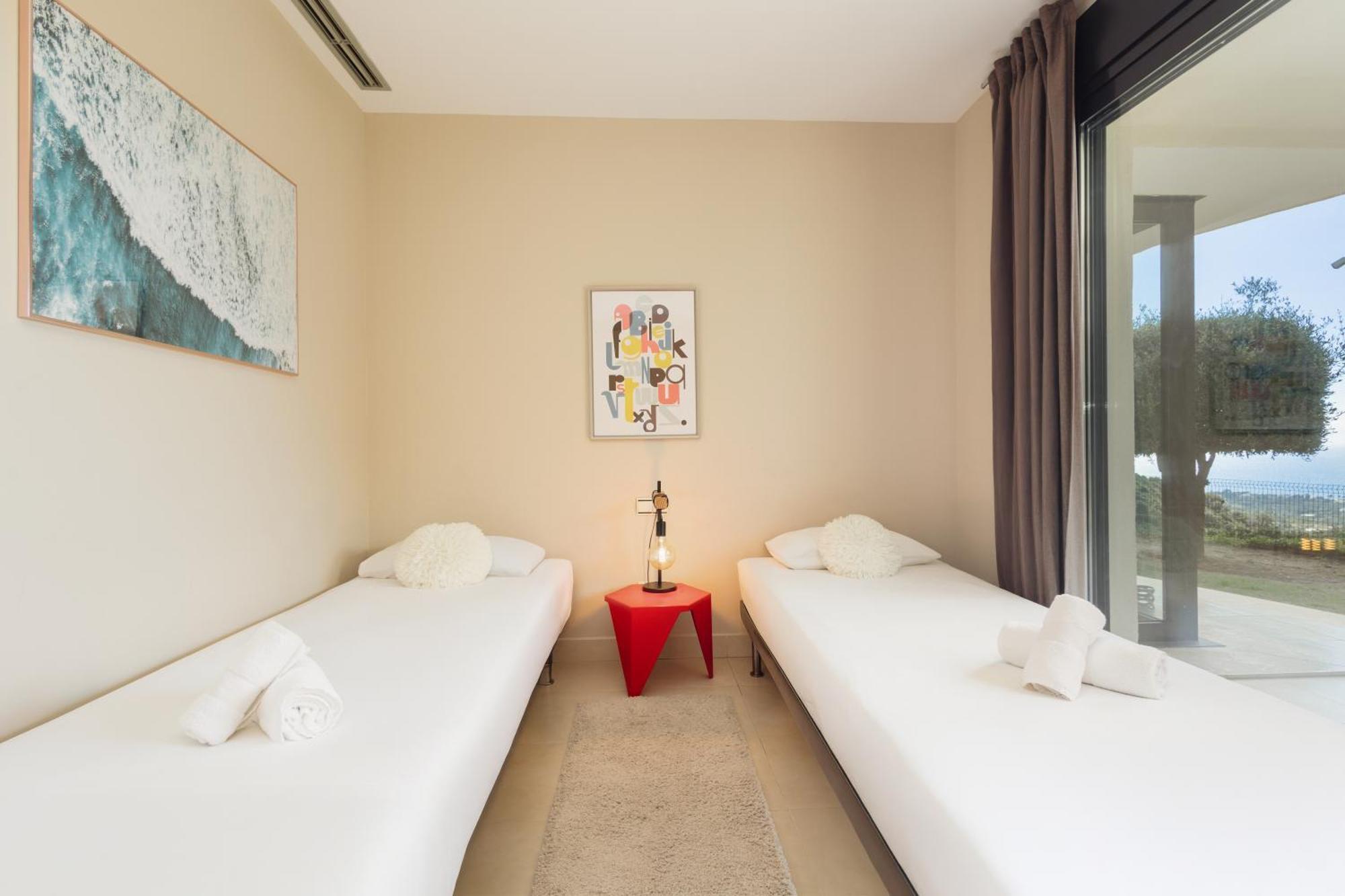 Apartamento Moderno Vacacional Con Increbles Vistas Al Mar Con Y Gimnasio Marbella