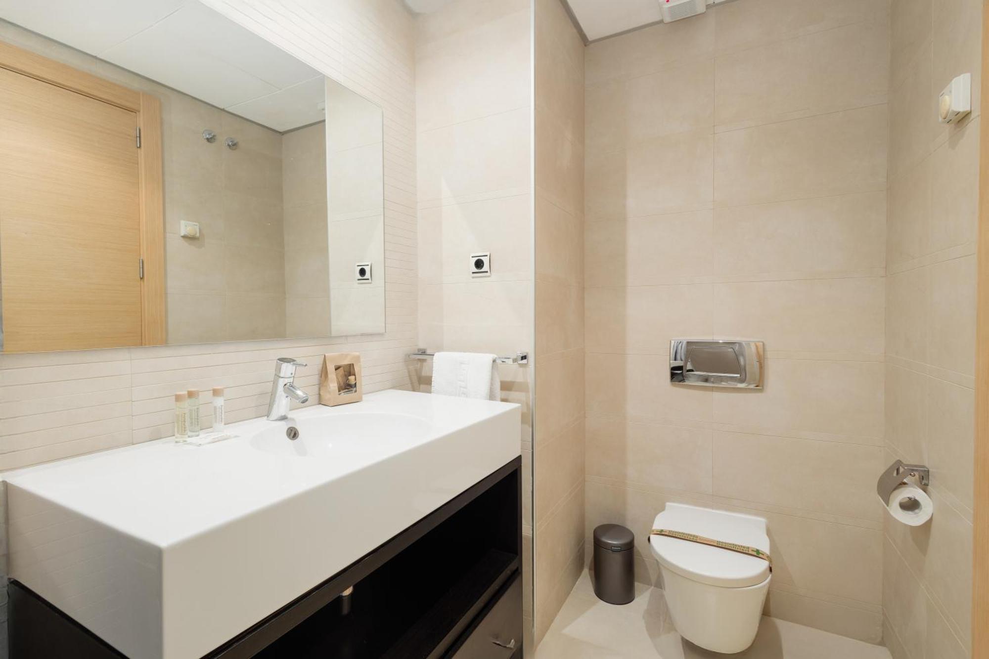 Moderno Vacacional Con Increbles Vistas Al Mar Con Y Gimnasio Apartamento Marbella