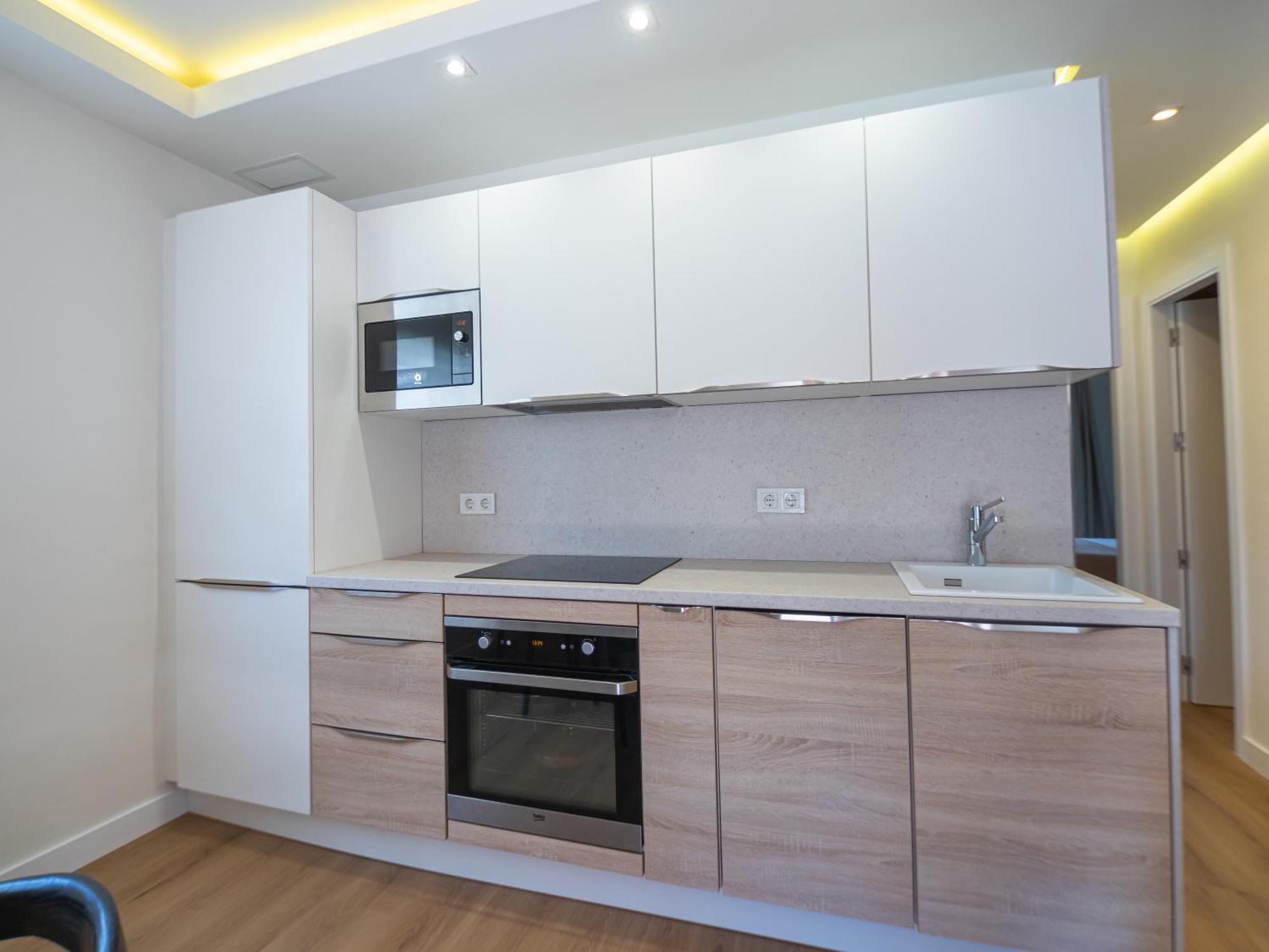New House 80 M From The Holiday home Marbella