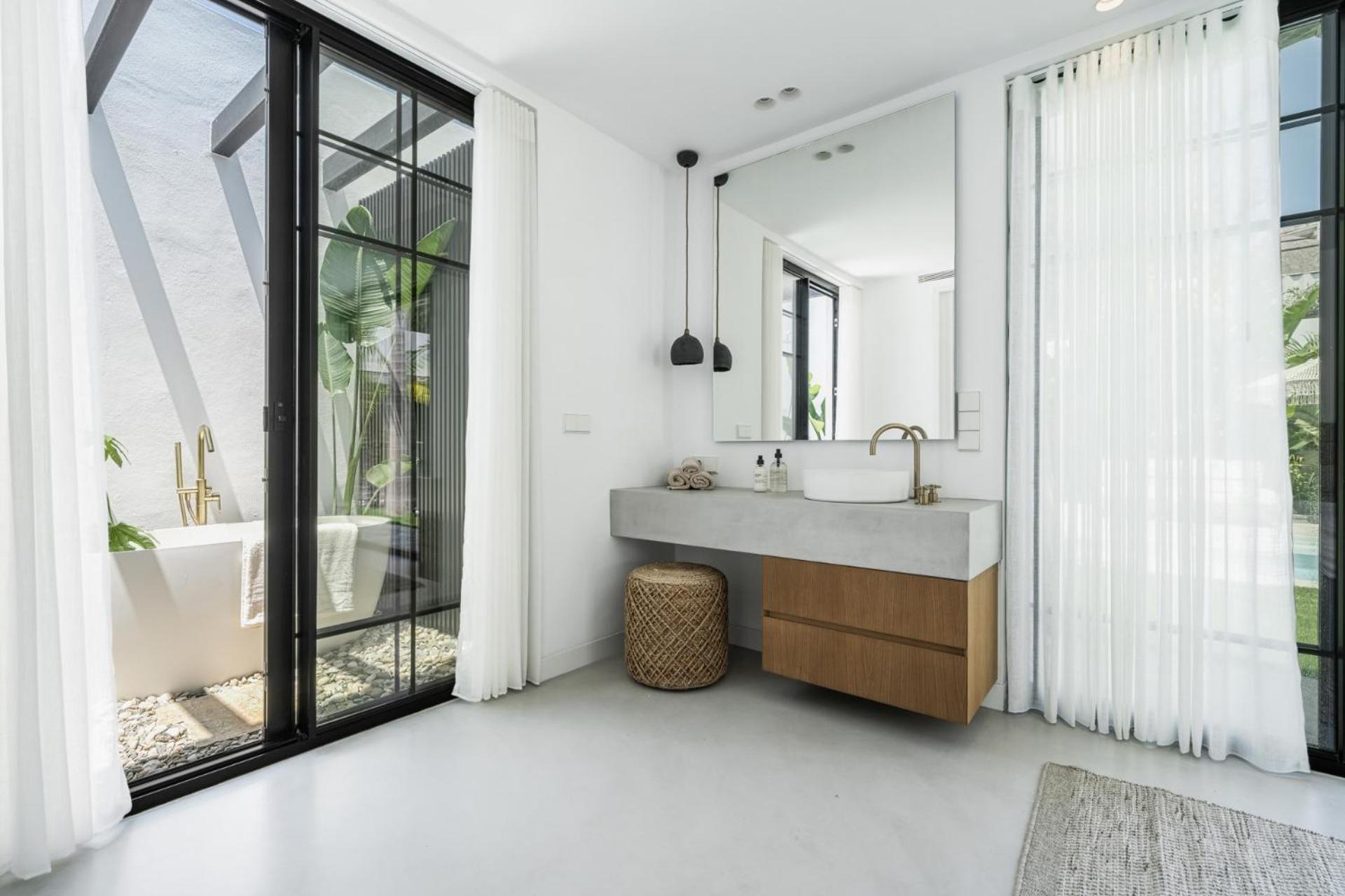 Villa Matda Beachfront Puente - Marbella