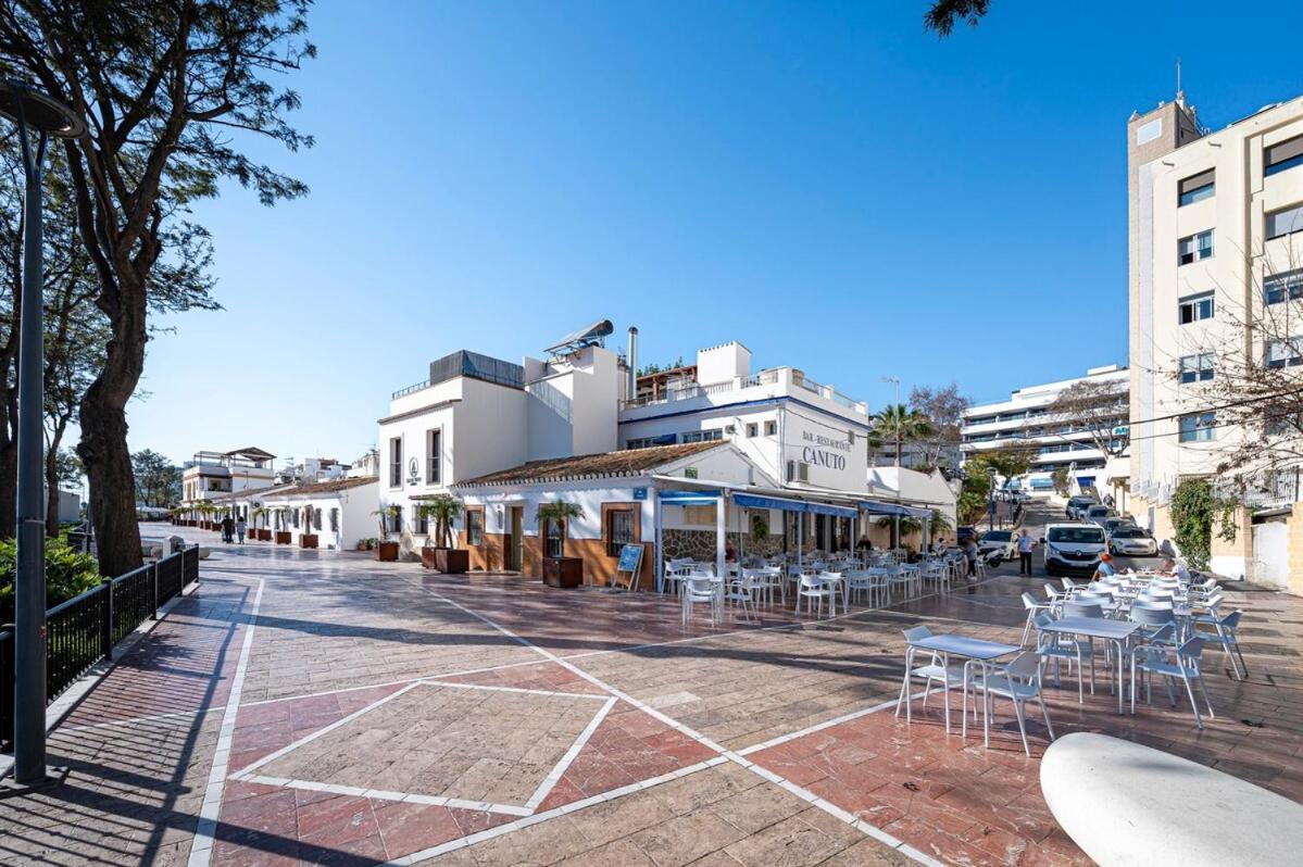 Elegant Apartment, Steps From The Sea With Parking Included Apartment