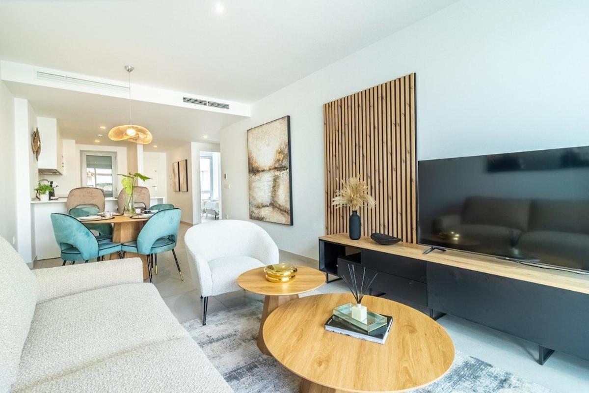 Bellamar Luxury In With Amenities Apartment Marbella