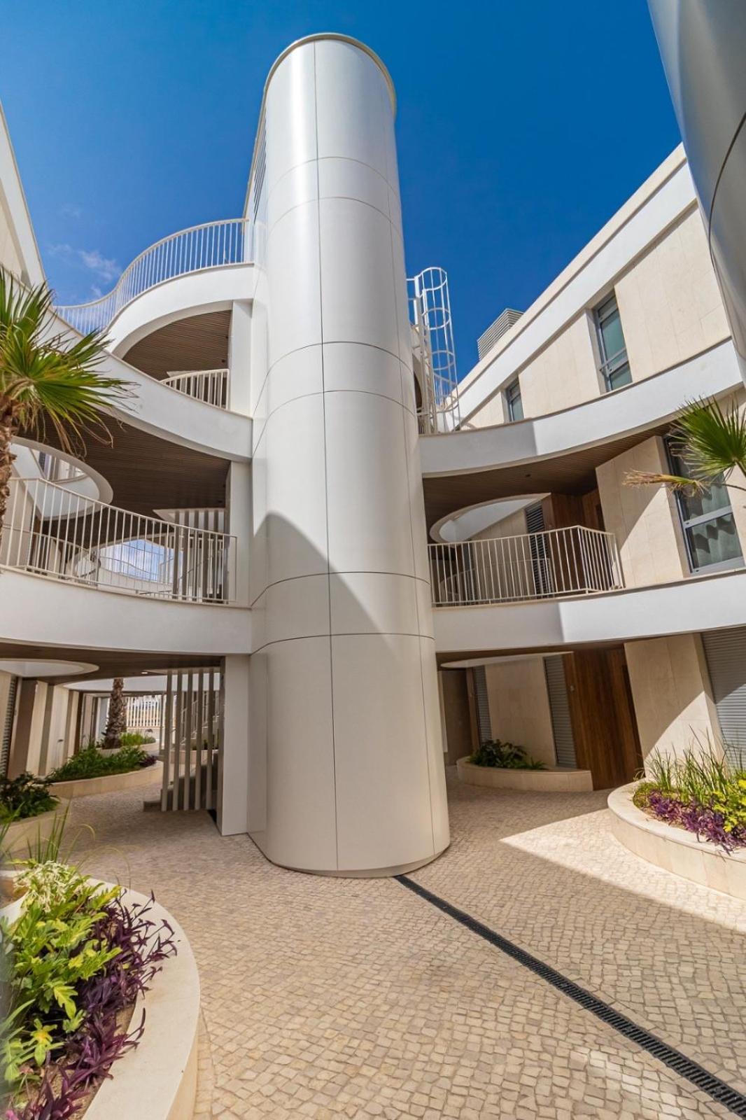 Bellamar Luxury In With Amenities Apartment Marbella