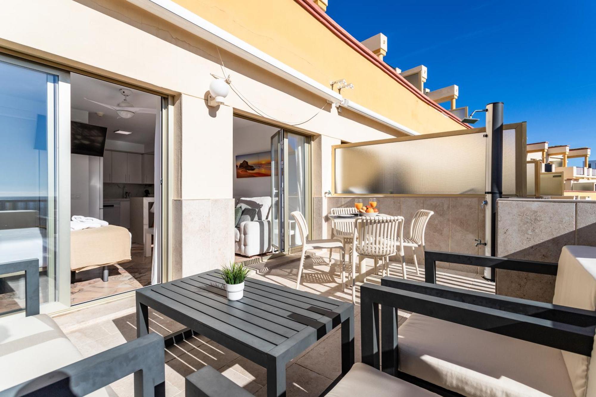 2 Estudios En La Romana Playa, Uno Con Vista Parcial Mar Y Otro Vista A La Piscina Apartment