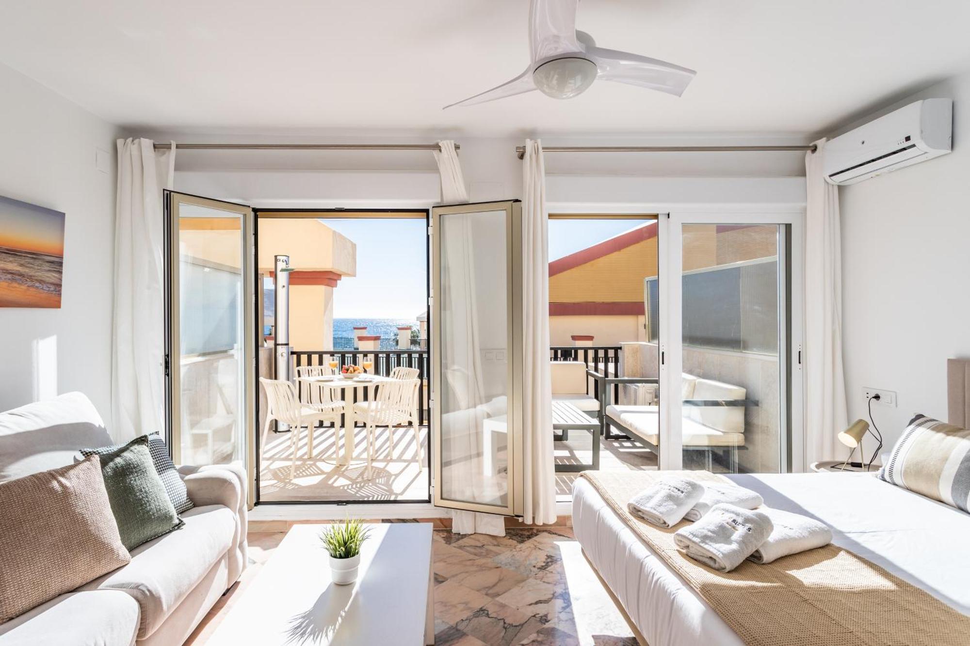 Apartment 2 Estudios En La Romana Playa, Uno Con Vista Parcial Mar Y Otro Vista A La Piscina *