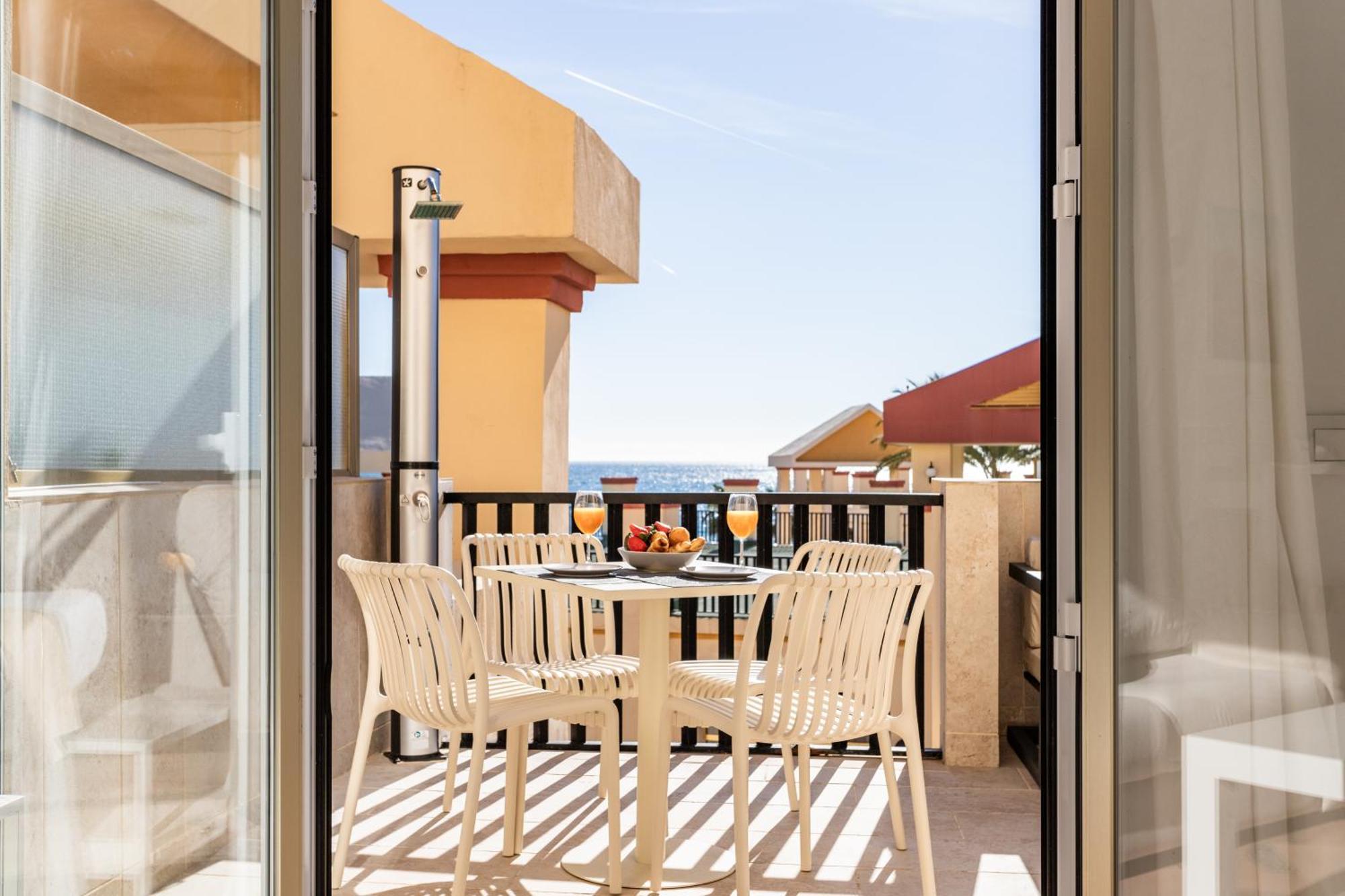 2 Estudios En La Romana Playa, Uno Con Vista Parcial Mar Y Otro Vista A La Piscina Marbella