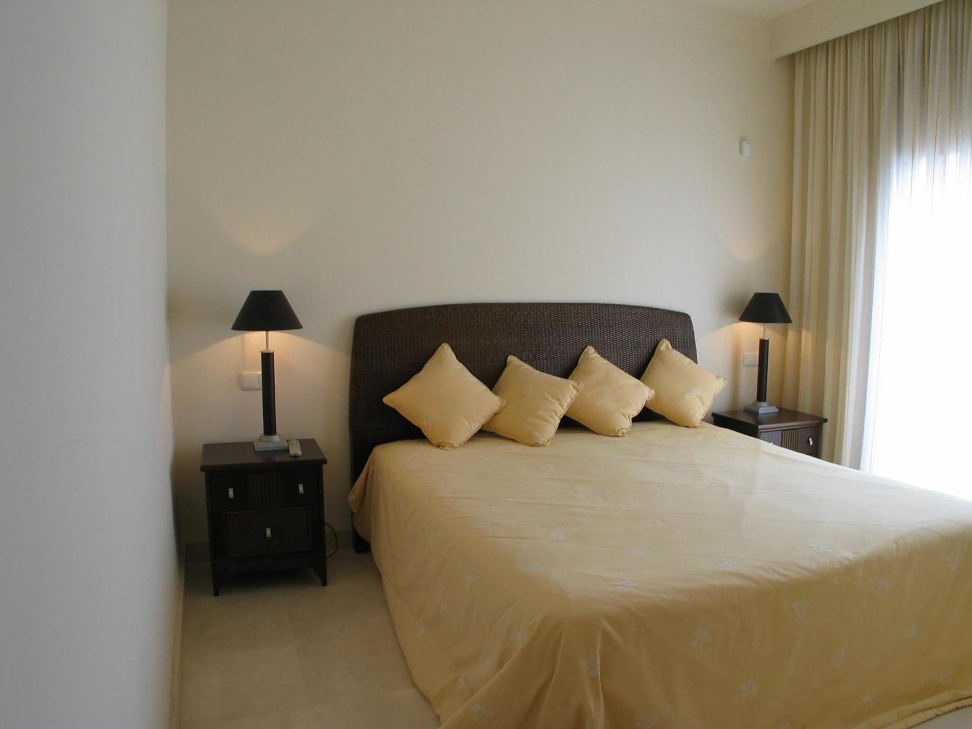 Apartment Stylish 4 Bedroom Penthouse Just Steps From Bahia *