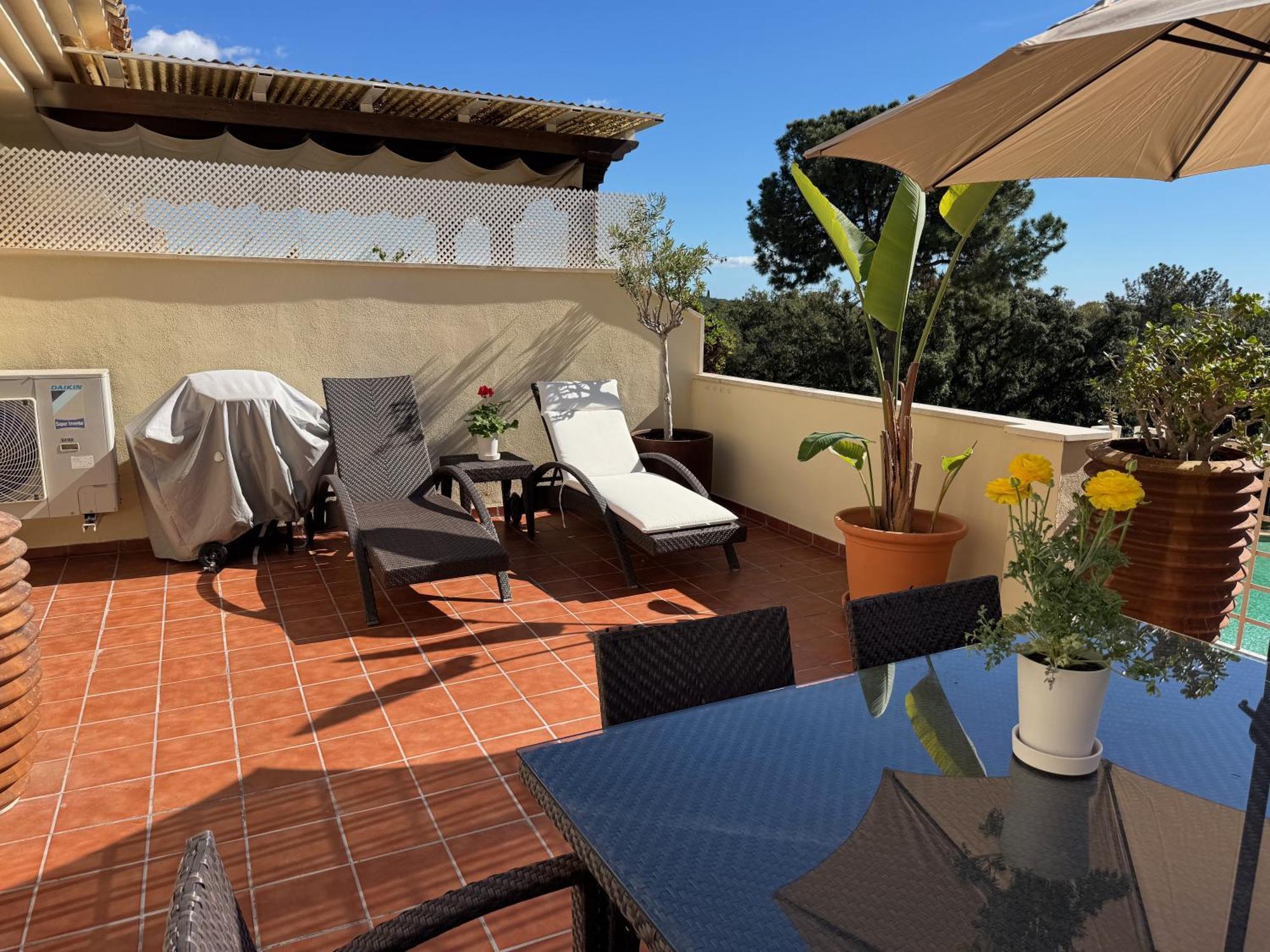 Appartement Piso-lechuza Elviria 2 Bedroom Penthouse-maisonette In Elviria-marbella- Urb Jardines De Santa Maria Golf *
