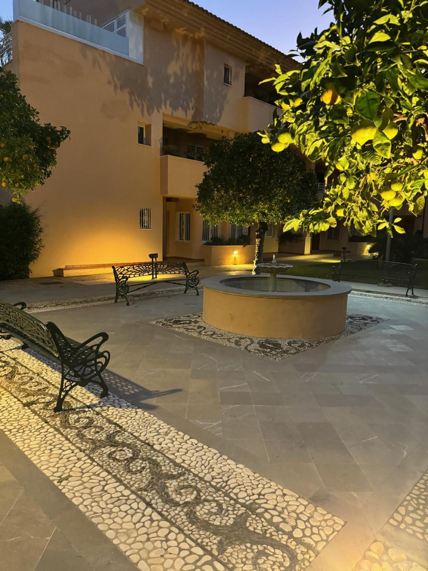 Appartement Piso-lechuza Elviria 2 Bedroom Penthouse-maisonette In Elviria-marbella- Urb Jardines De Santa Maria Golf *