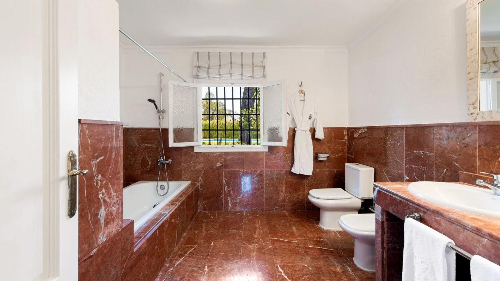 Tas Chill - Puente Romano Beach Front Appartement Marbella