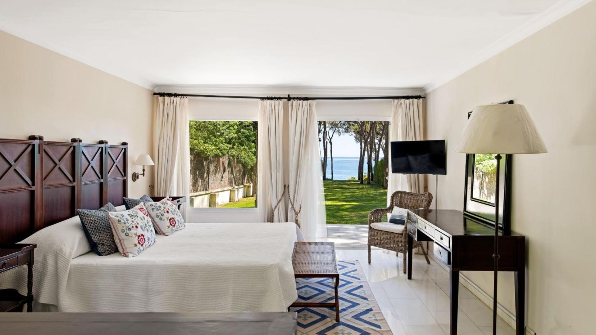 Tas Chill - Puente Romano Beach Front Appartement