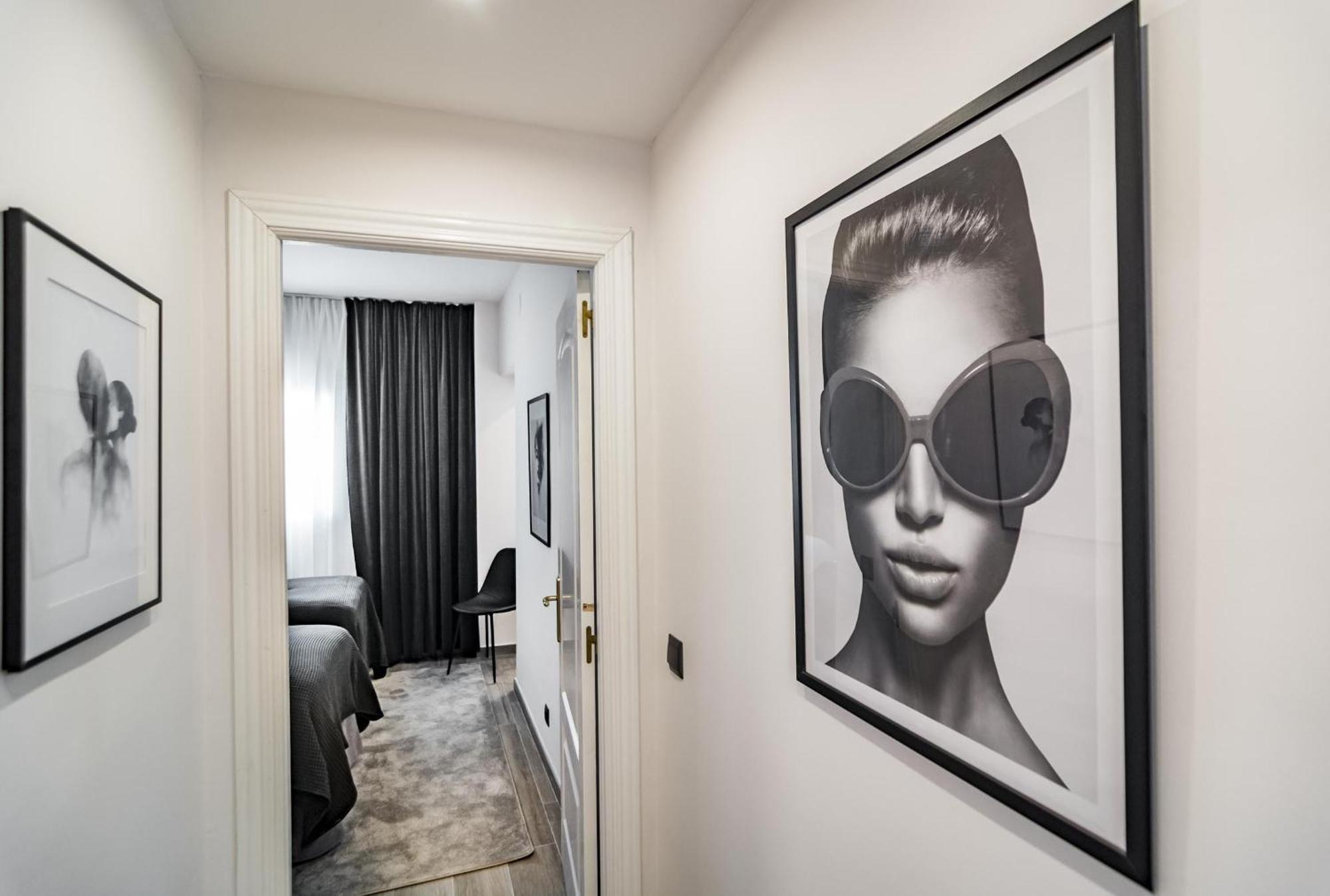 Pr - Stunning Flat Front Line Puerto Banus