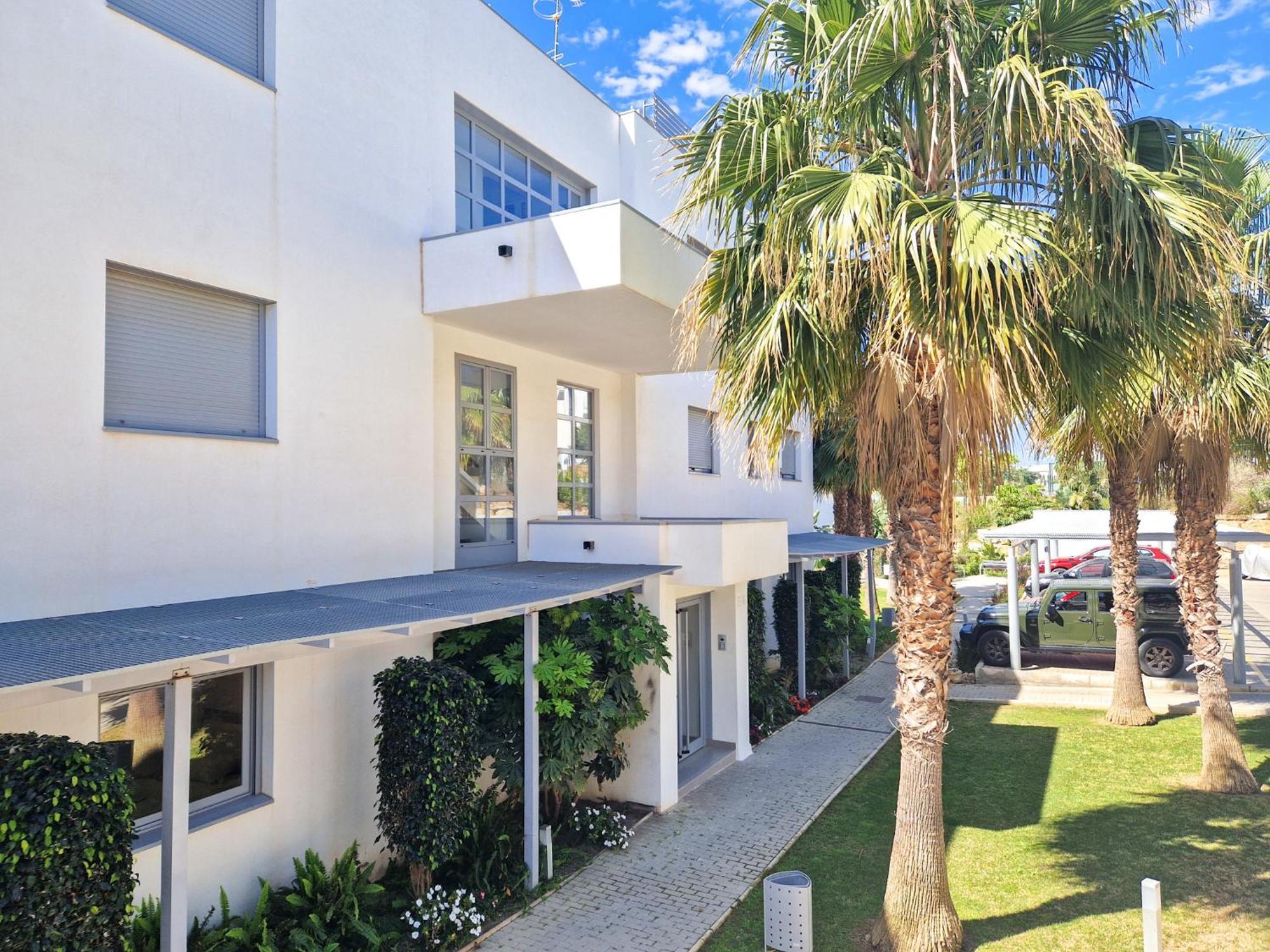 Apartment Luxury Ground Floor - 300 M To Cabopino Golf *
