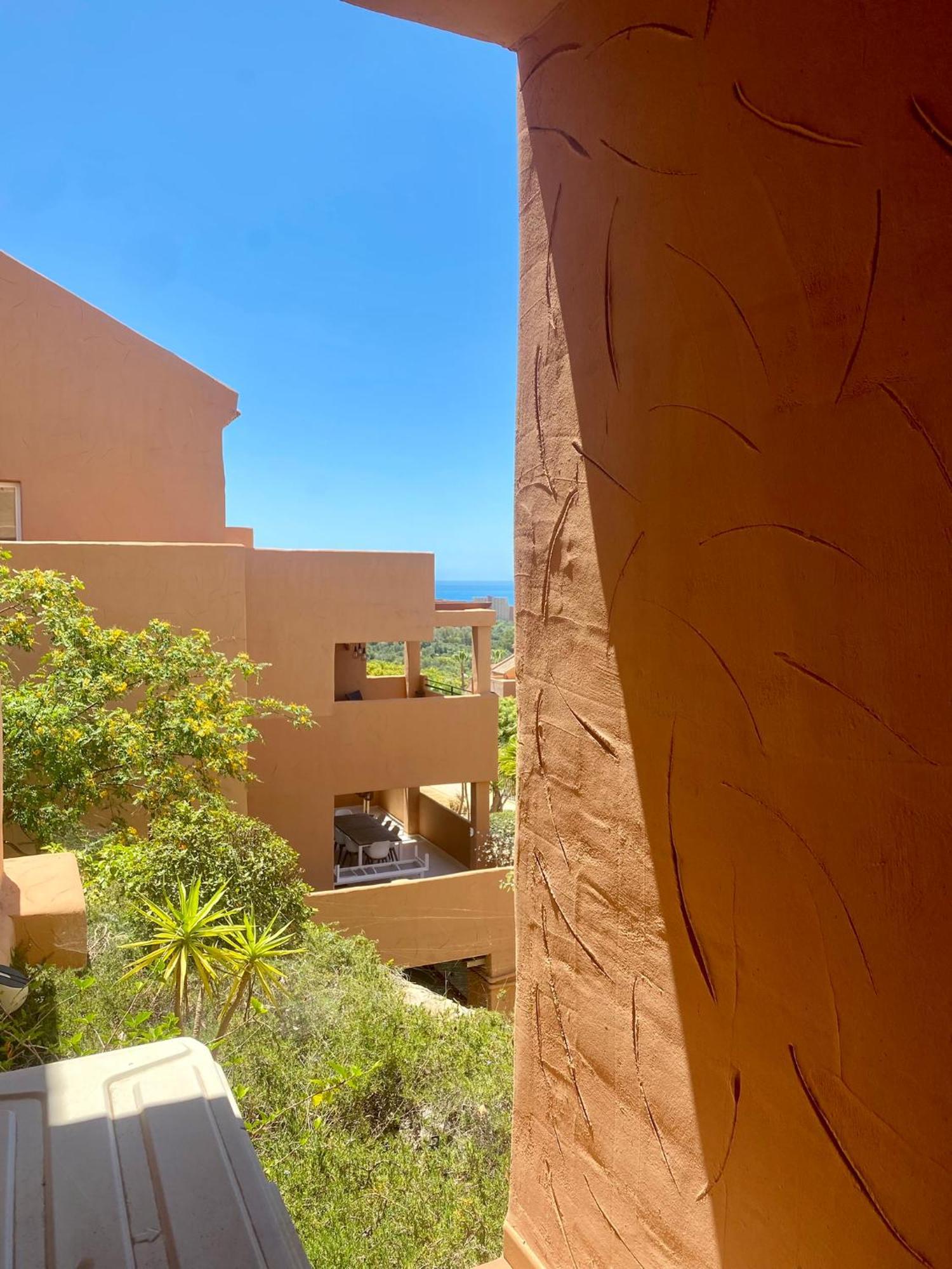 Apartment Modern Flat With Sea Views *