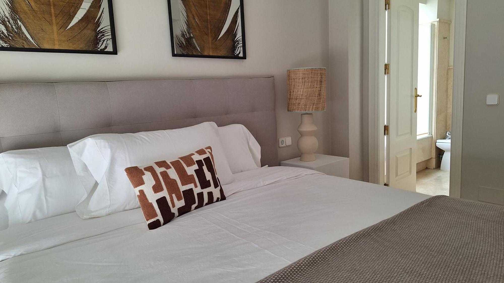 Living Apartment *