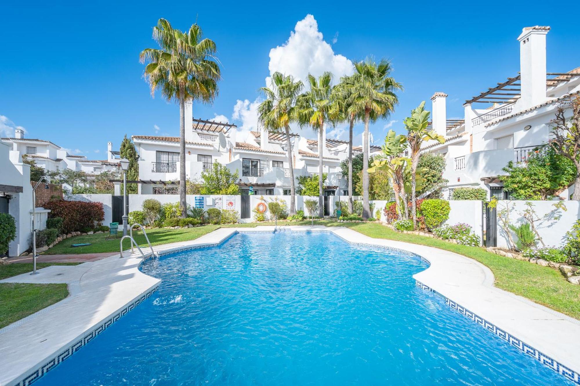 Atico Naranjos * Marbella
