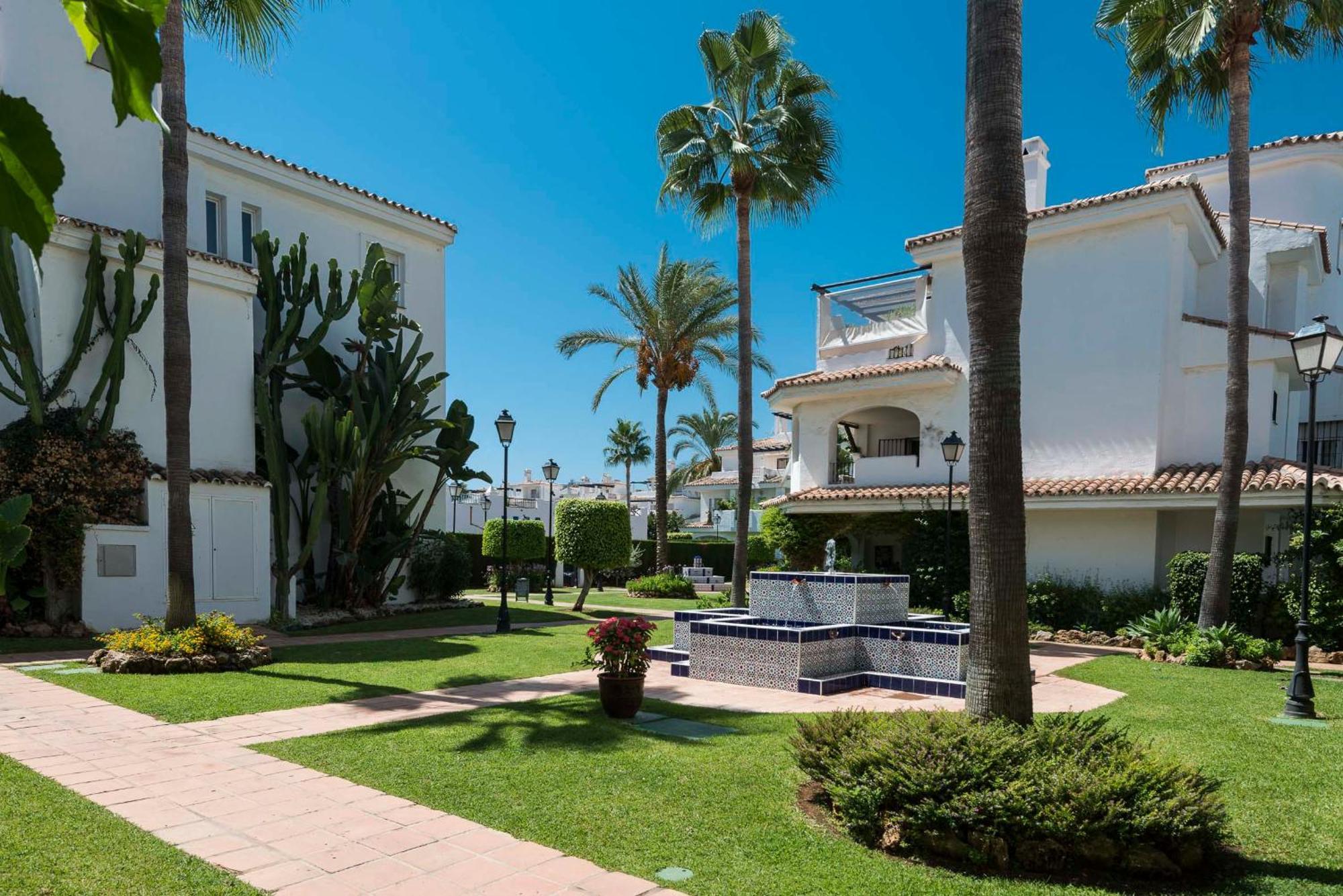 Apartment Atico Naranjos