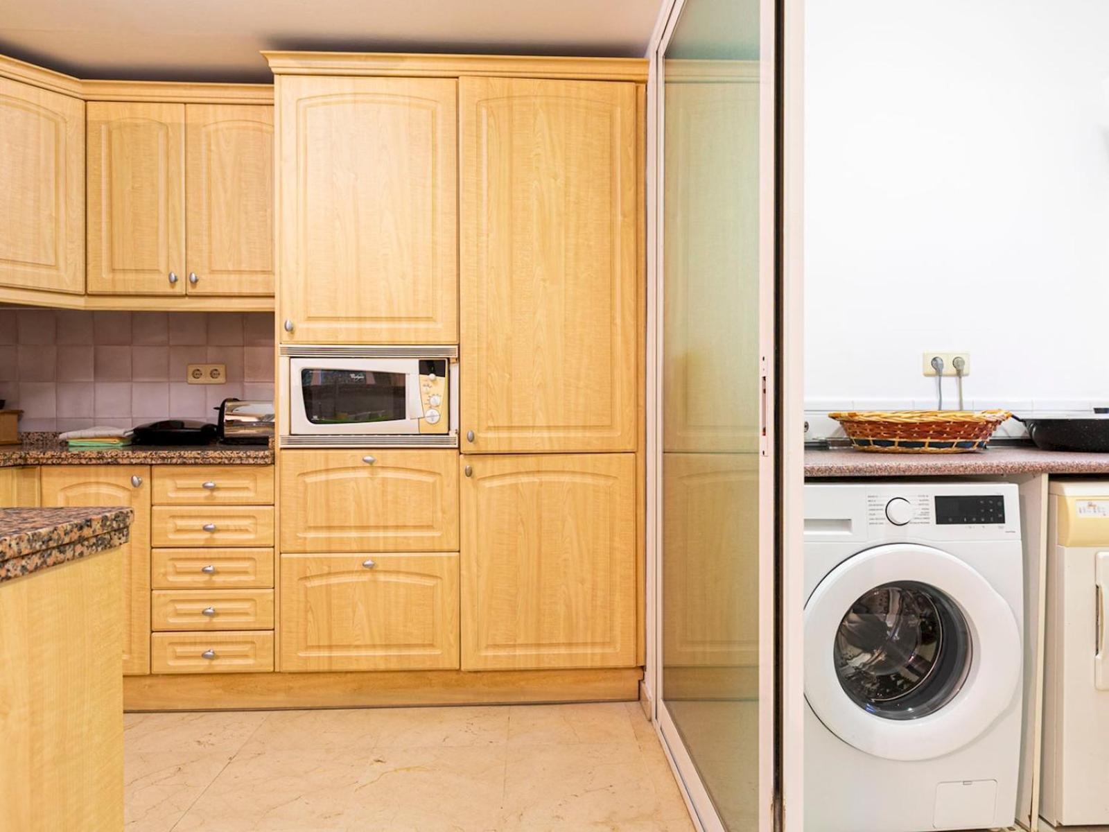 Pass The Keys Charming Andalusian Ground Floor With Patio Apartment *
