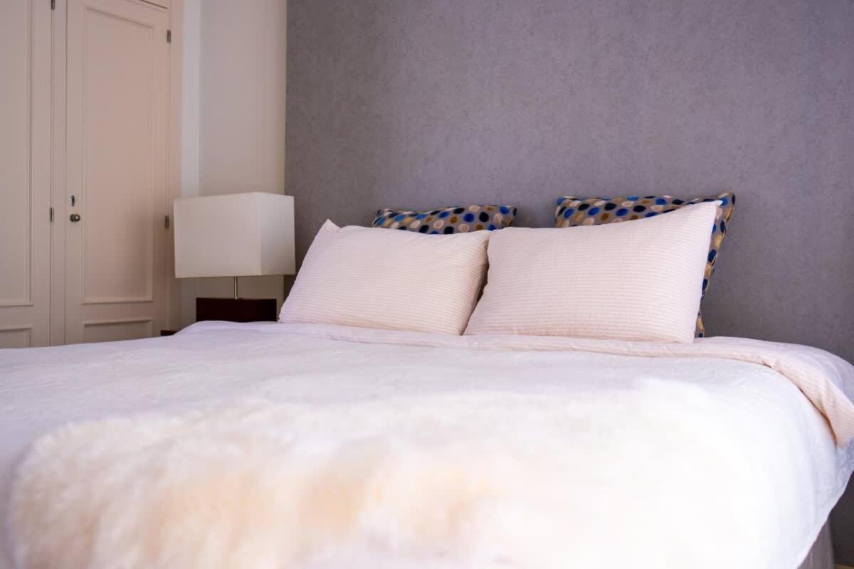 Seaside Elegance With Sea View Apartamento