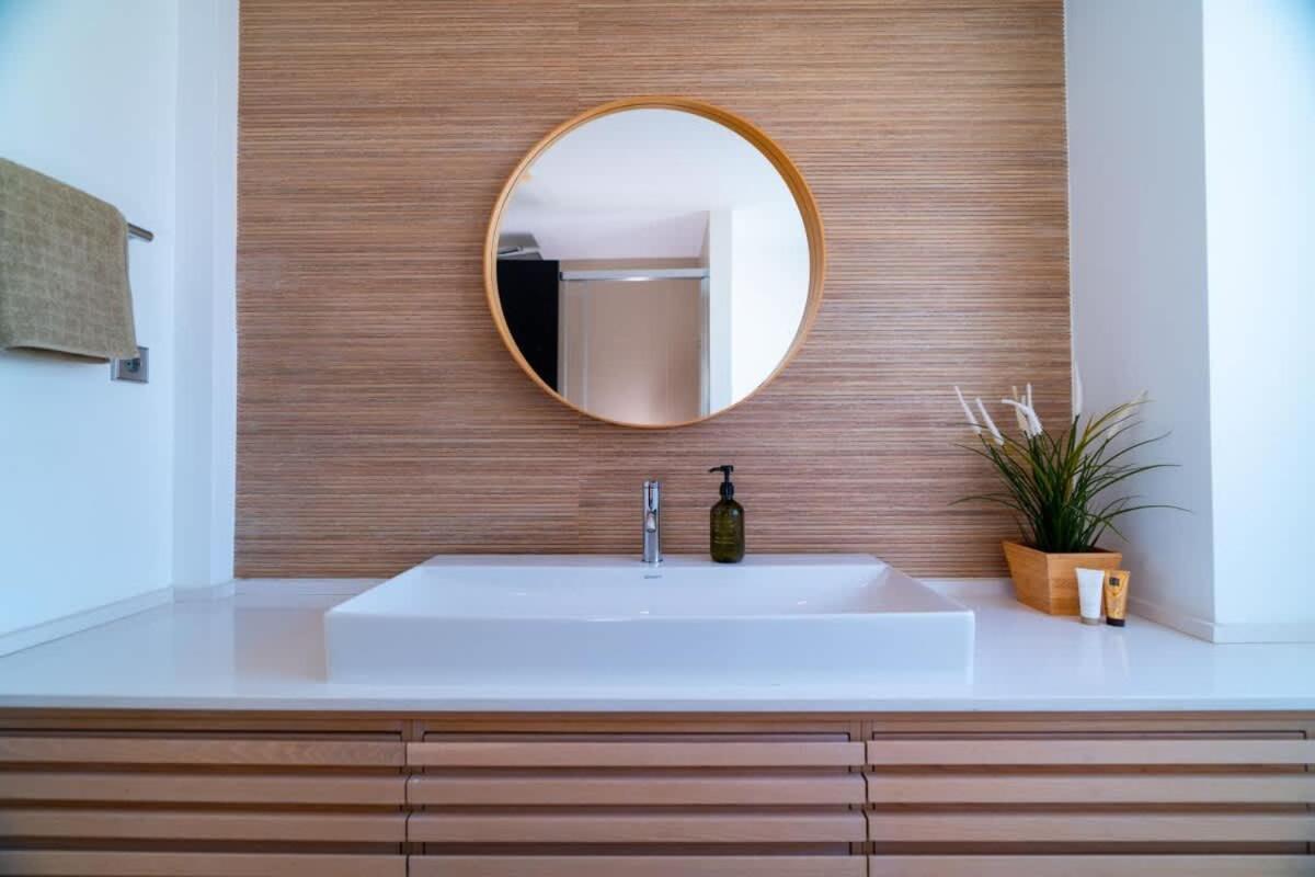 Seaside Elegance With Sea View Apartamento *