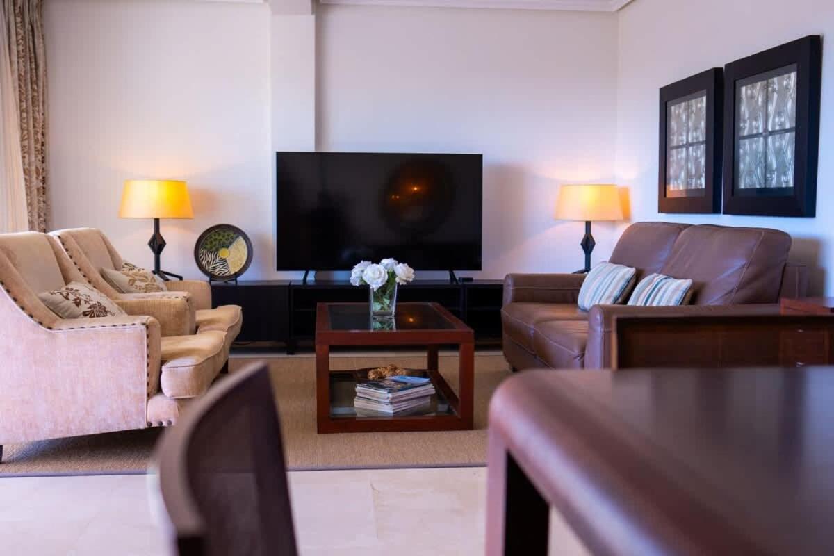 Seaside Elegance With Sea View Marbella