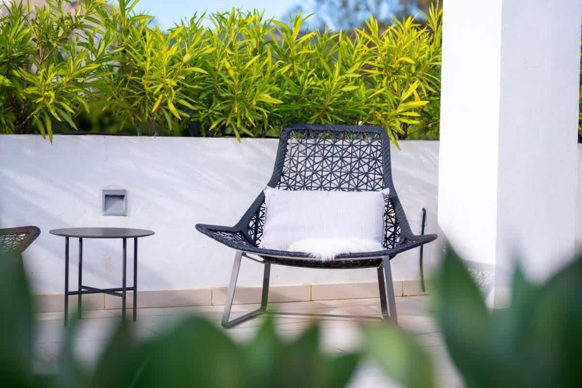 Seaside Elegance With Sea View Apartamento