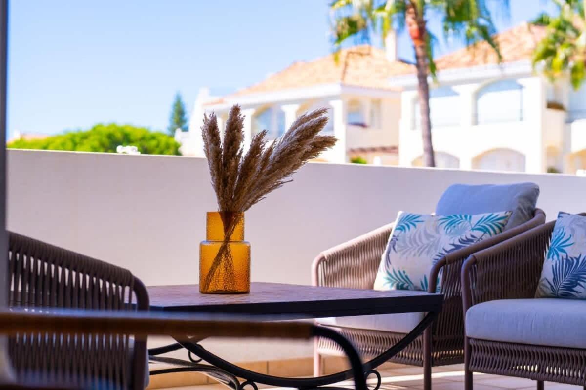 Seaside Elegance With Sea View *