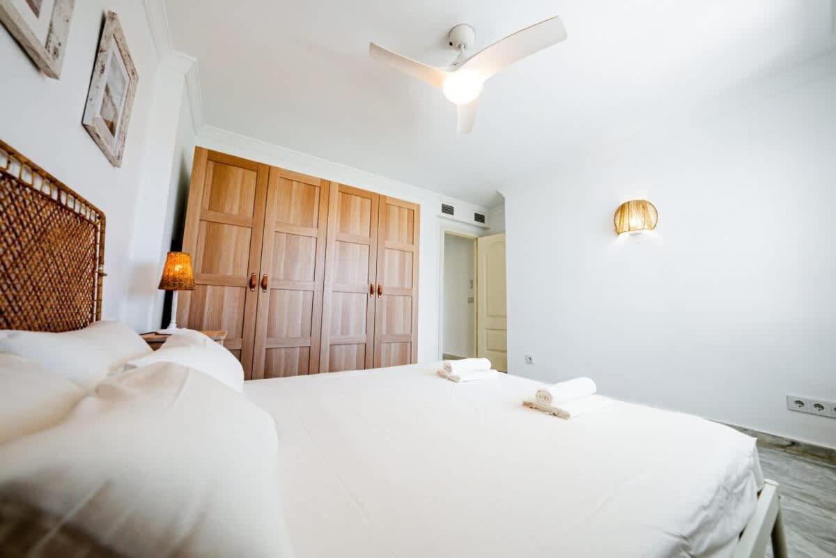 Vistamar, 3 Bedroom 50 Meters From The *