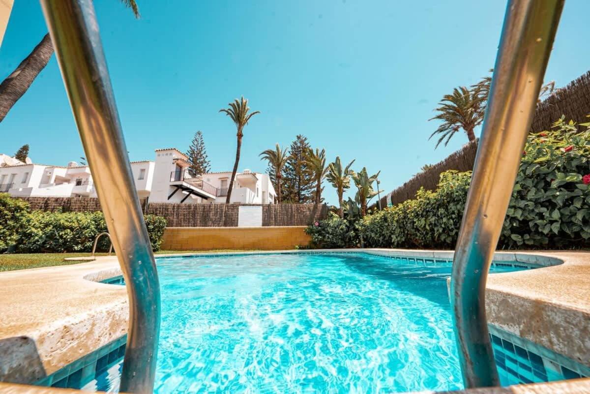 Apartment Vistamar, 3 Bedroom 50 Meters From The